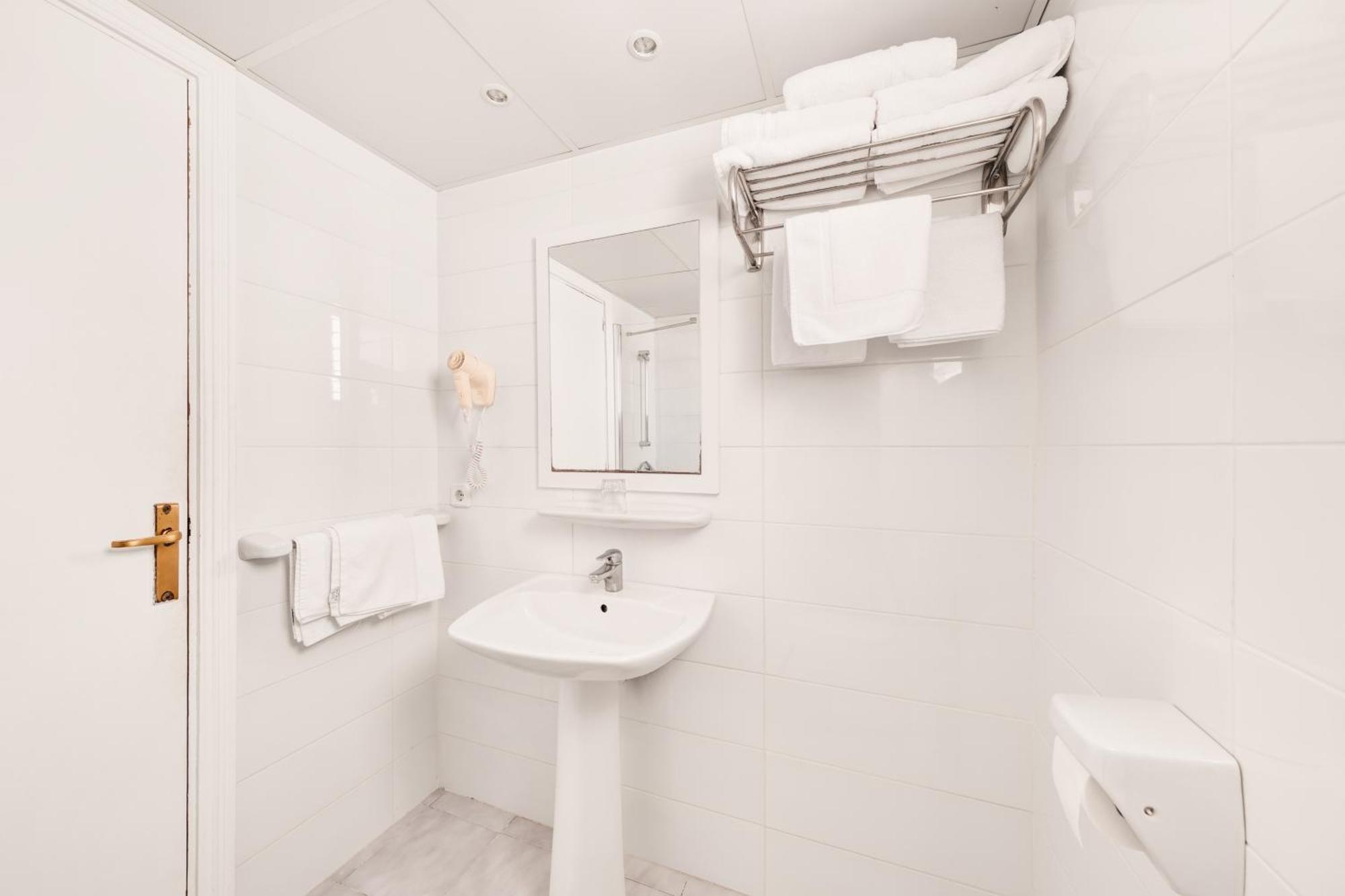 Apartamentos Vista Club Santa Ponsa Ngoại thất bức ảnh